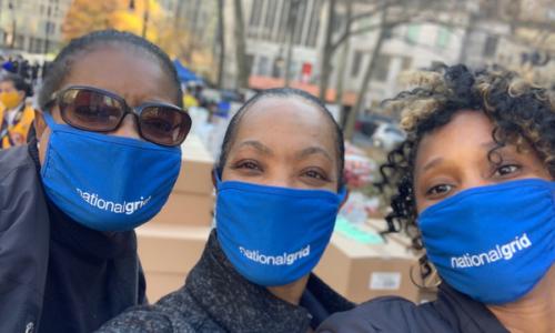 National Grid colleagues giving back in Brooklyn over the winter holiday season