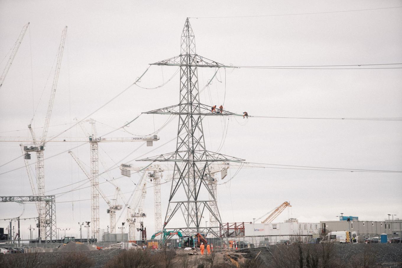 Overhead PowerLines