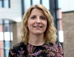 Sarah Stanton_250x194.jpg A middle aged woman with blonde shoulder length hair for National Grid article on disability in the workplace.