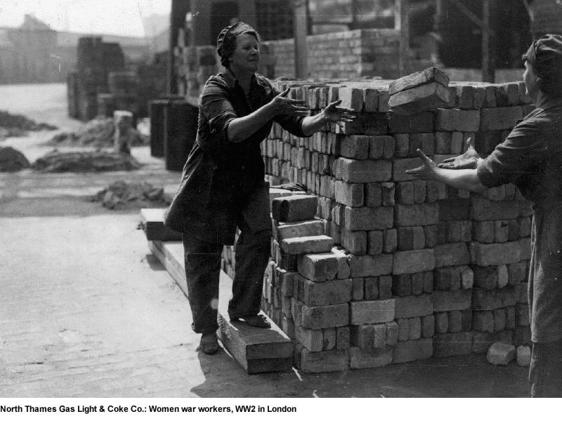 VEDay_WomenWarWorkersWW2London.jpg Women war workers during WW2 in London - used for the National Grid story 'VE Day 2020: The people powering the nation during WW2'